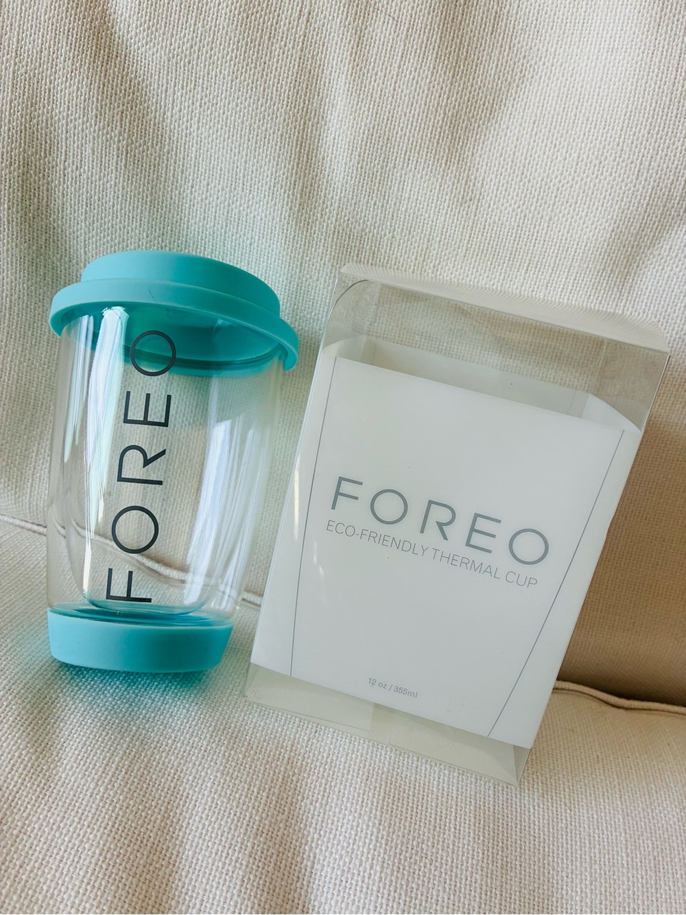 *NIB* FOREO 🩵 Eco-Friendly Glass & Silicone Thermal Cup in Aqua